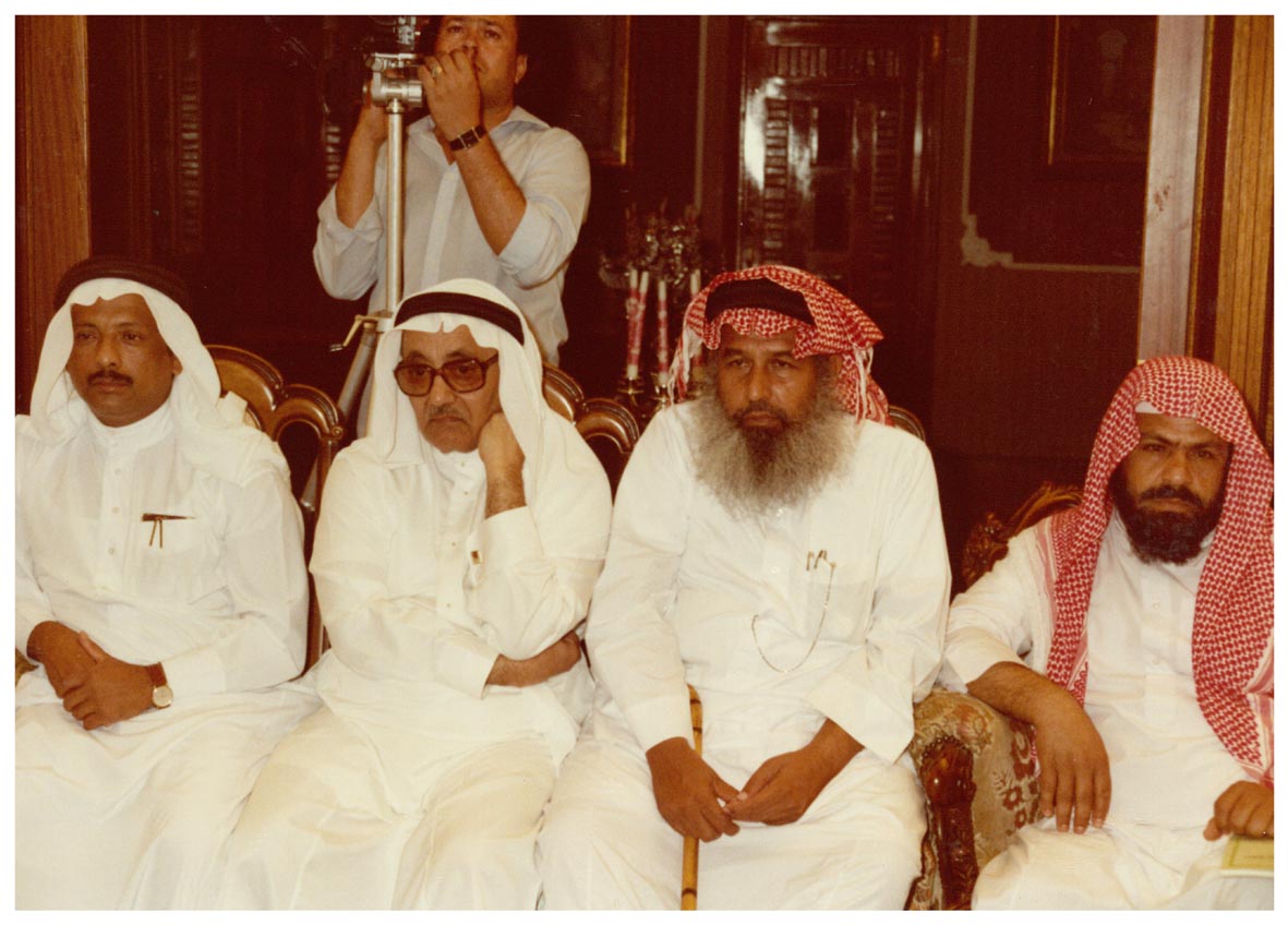 صورة 13885: ()، الشيخ أبو تراب الظاهري، الأستاذ أحمد صالح ملائكة، () 