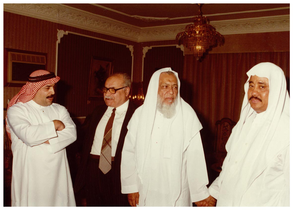 صورة 13890: ()، الشيخ محمود حافظ، ()، () 