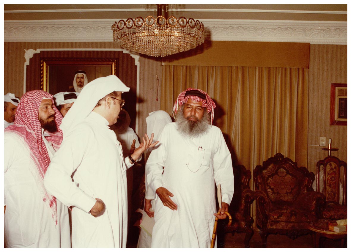 صورة 13893: الشيخ أبو تراب الظاهري، الأستاذ عبد الفتاح أبو مدين، () 