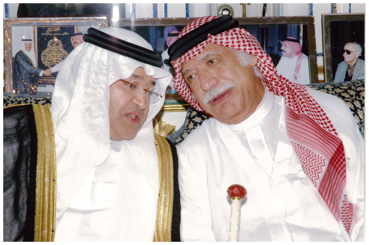صورة 2452: معالي الشيخ عبد المقصود خوجه، معالي أ. د. هاشم عبد الله يماني 