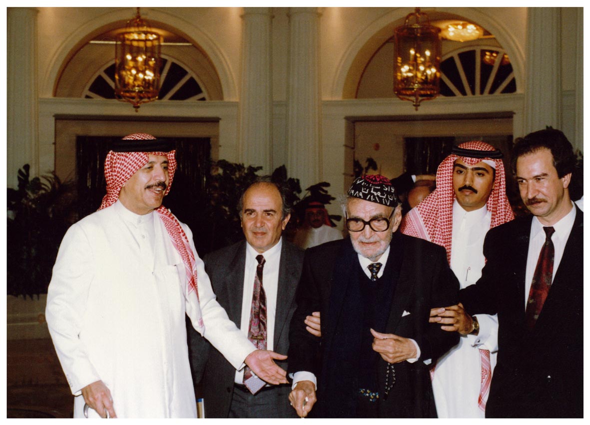 صورة 26735: ()، ()، الأستاذ محمد مهدي الجواهري، ()، الشيخ عبد المقصود خوجه 