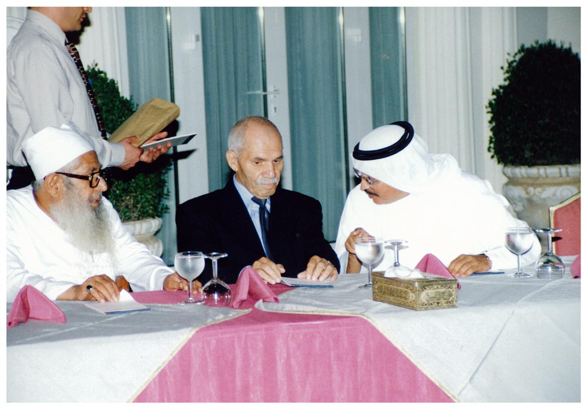 صورة 8036: الدكتور عبد الله المعطاني، الدكتور زاهد زهدي، الشيخ أبو تراب الظاهري 